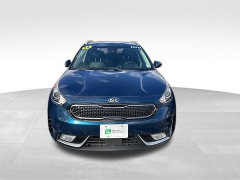 Used 2018 Kia Niro EX w/ EX Premium Package image 2