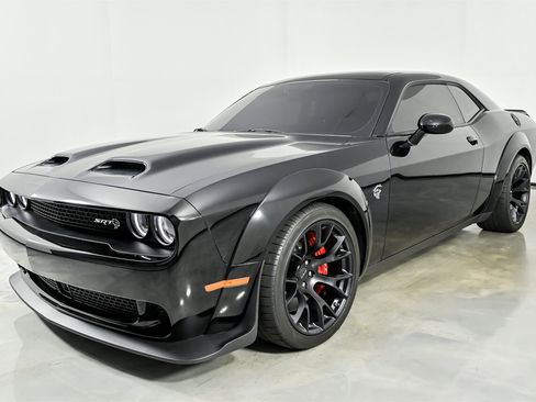 Used 2023 Dodge Challenger SRT Hellcat RWD image 5