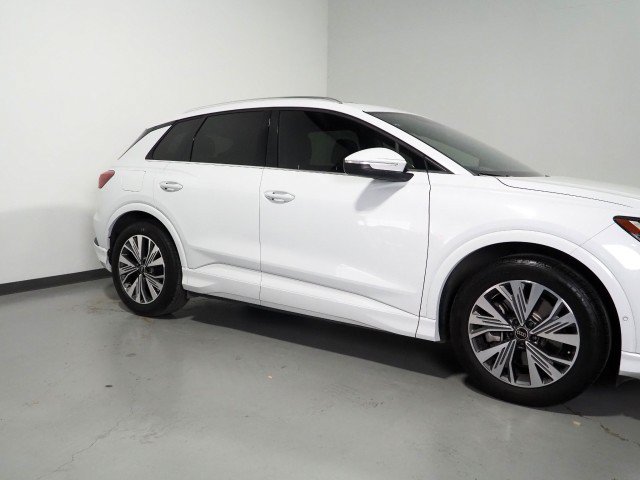 Used 2023 Audi Q4 e-tron Premium Plus w/ Premium Plus RWD image 43
