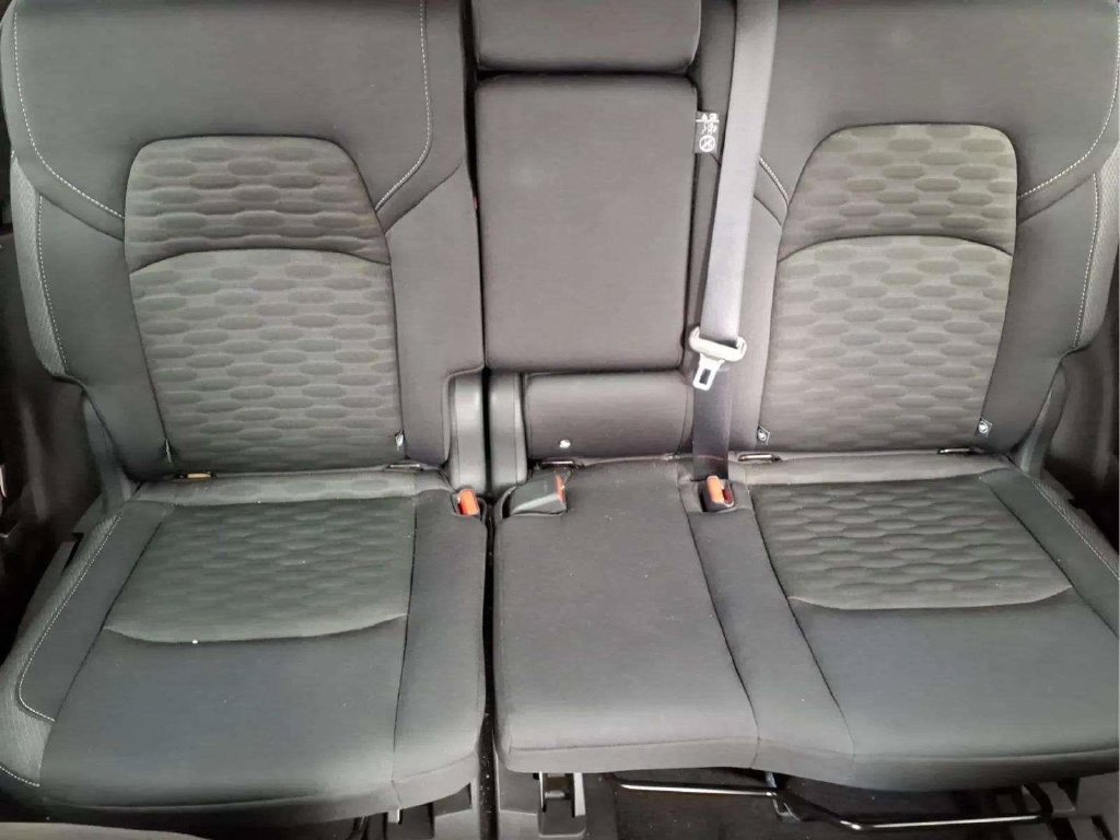 Certified 2026 Nissan Pathfinder SV FWD image 18