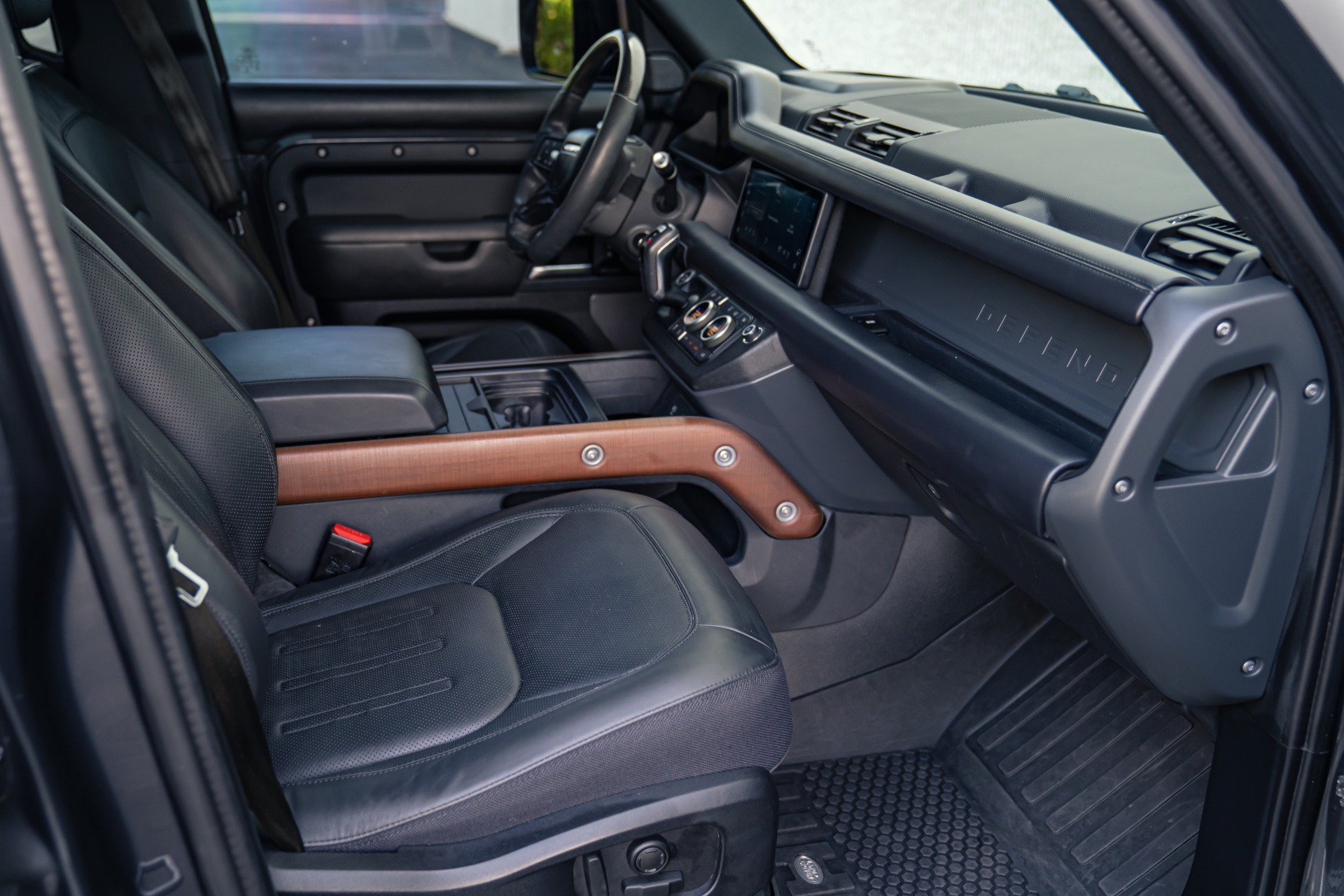 Used 2021 Land Rover Defender 110 X AWD/4WD image 3