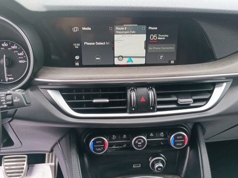 Used 2022 Alfa Romeo Stelvio Ti w/ Active Assist Plus Package image 12