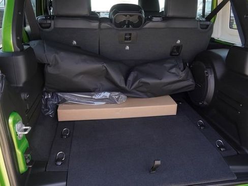 New 2025 Jeep Wrangler Unlimited Rubicon 392 image 10