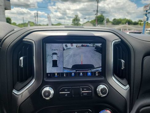 Used 2020 GMC Sierra 2500 Denali w/ Technology Package AWD/4WD image 40