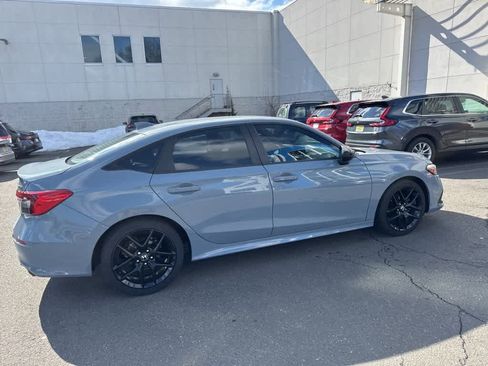 Used 2023 Honda Civic Sport image 12