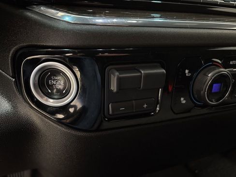 Used 2024 Chevrolet Silverado 1500 RST image 21