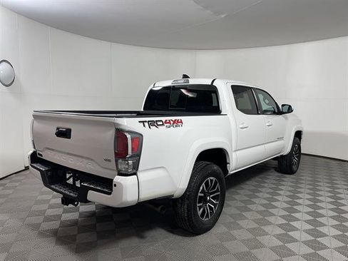 Certified 2020 Toyota Tacoma TRD Sport w/ Technology Package AWD/4WD image 7