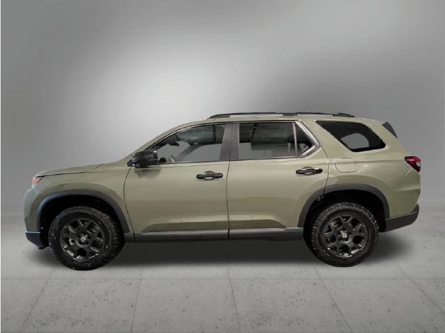 New 2026 Honda Pilot TrailSport image 2
