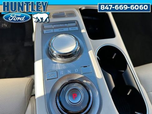 Used 2024 Genesis Electrified GV70 Advanced image 20