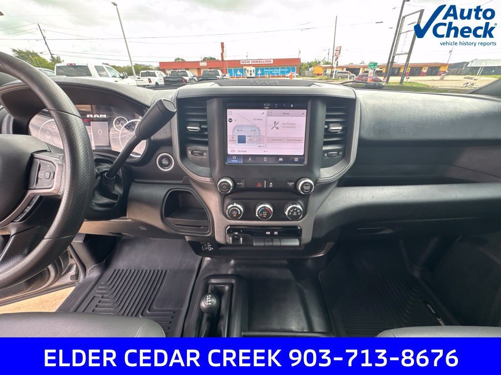 Used 2024 RAM 3500 Tradesman w/ Chrome Appearance Group AWD/4WD image 17