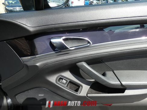Used 2011 Porsche Panamera 4 AWD/4WD image 33