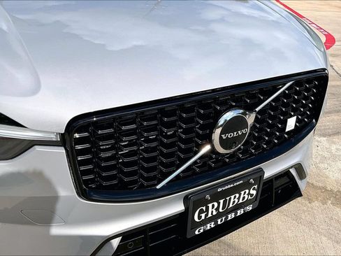 Certified 2023 Volvo XC60 T8 Polestar AWD/4WD image 38