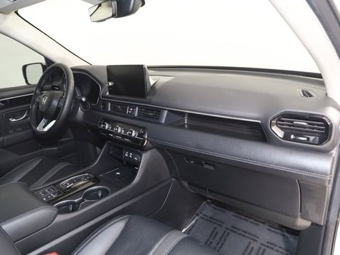 Used 2025 Honda Pilot EX-L image 42