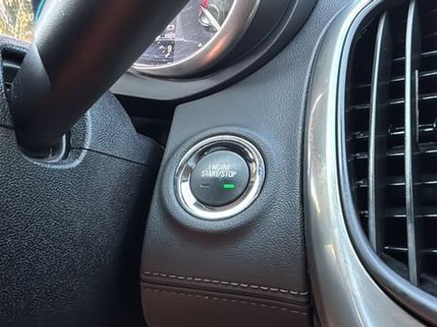 Used 2015 Buick LaCrosse Leather FWD image 28