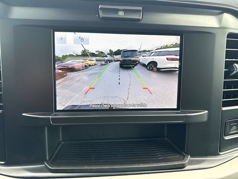 Used 2025 Ford F350 XLT AWD/4WD image 19