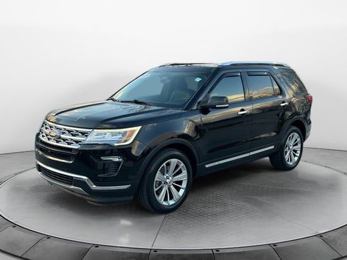 Used 2019 Ford Explorer Limited w/ Class III Trailer Tow Package image 3