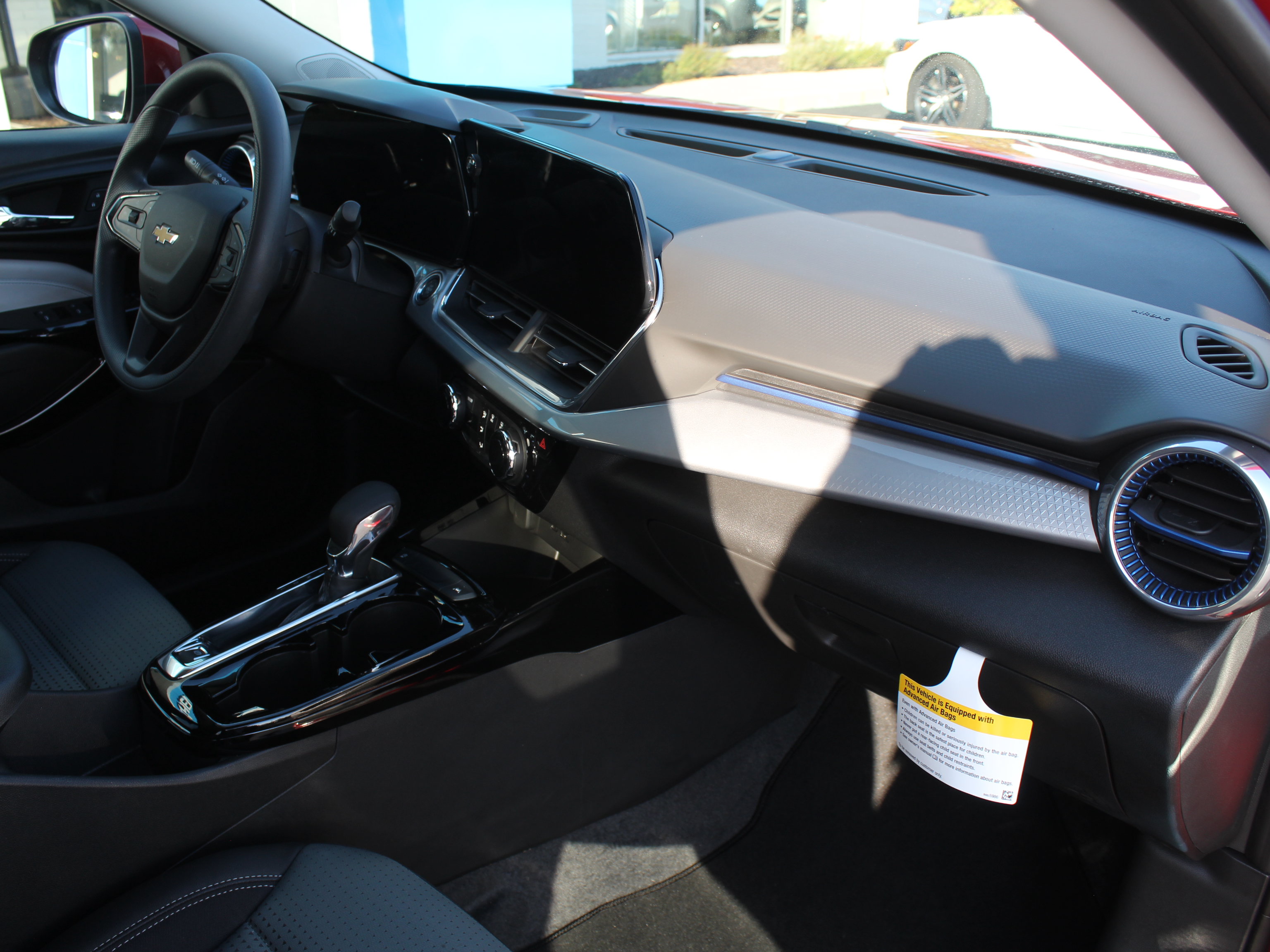 New 2026 Chevrolet Trax LT FWD image 21
