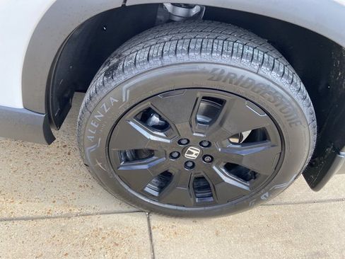 Used 2026 Honda Pilot Black Edition image 30