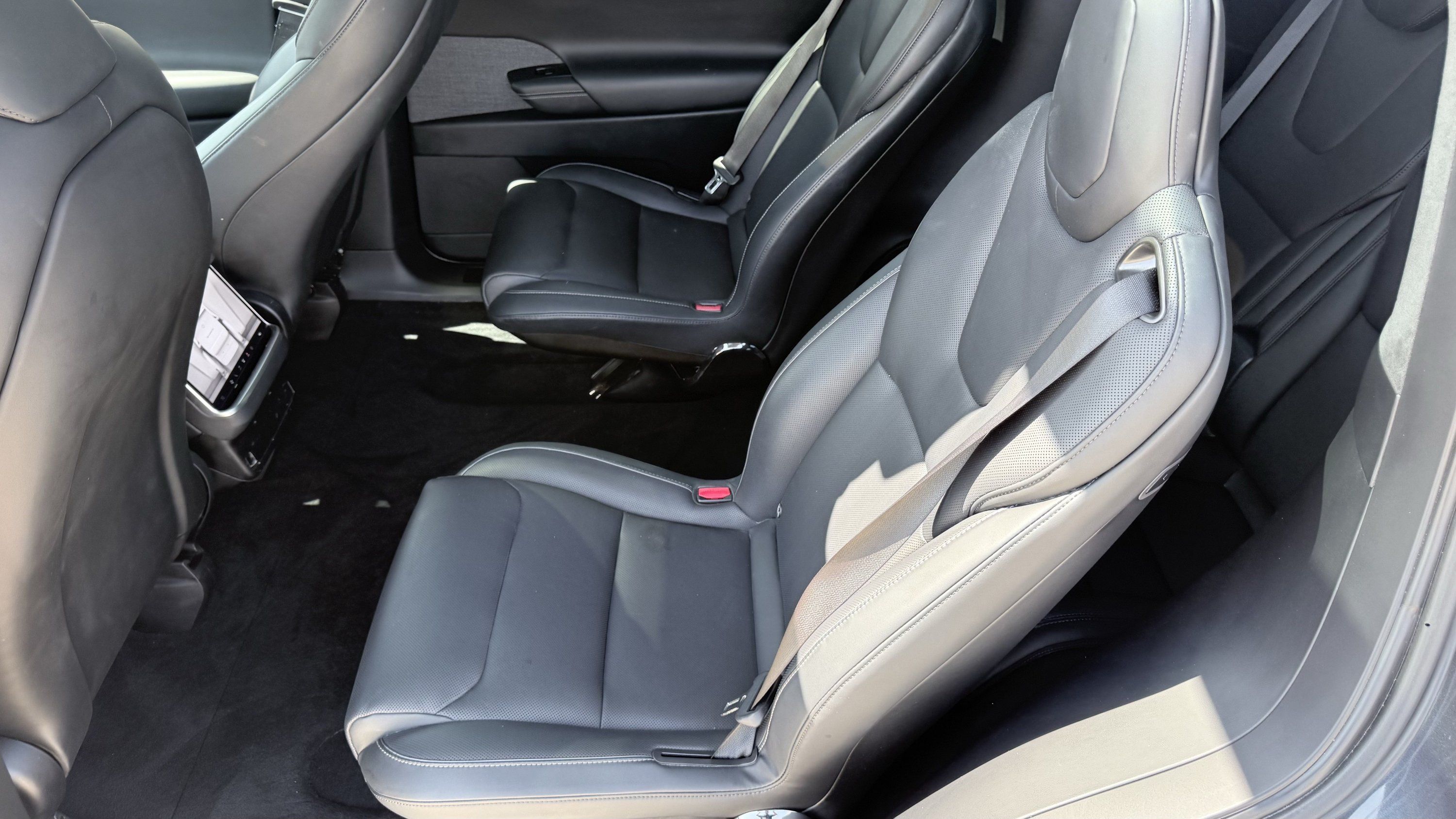 Used 2024 Tesla Model X Plaid AWD/4WD image 37