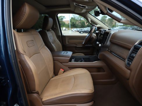 Used 2020 RAM 3500 Limited image 12