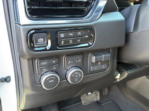 New 2026 GMC Yukon Elevation w/ Elevation Premium Package image 25