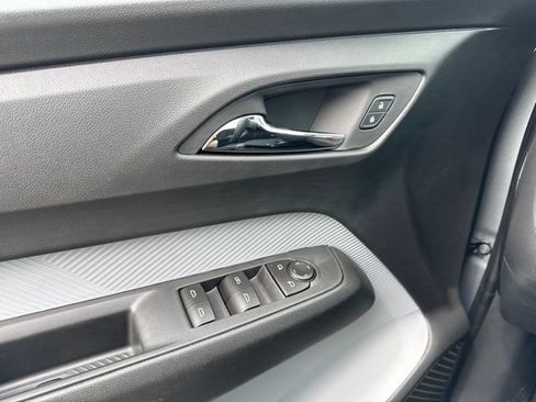 New 2027 Chevrolet Bolt LT FWD image 17