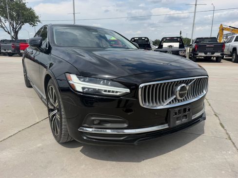 Used 2023 Volvo S90 B6 Plus AWD/4WD image 4