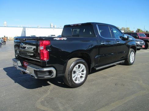 Certified 2022 Chevrolet Silverado 1500 LTZ w/ LTZ Premium Package image 5