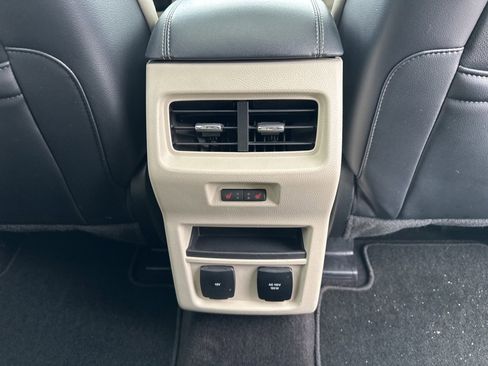 Used 2019 Ford Edge Titanium w/ Equipment Group 301A image 25