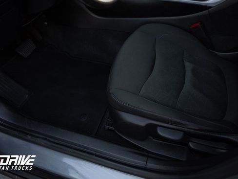 Used 2018 Chevrolet Volt LT image 22