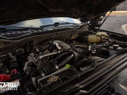 Used 2022 Ford F350 Platinum image 29