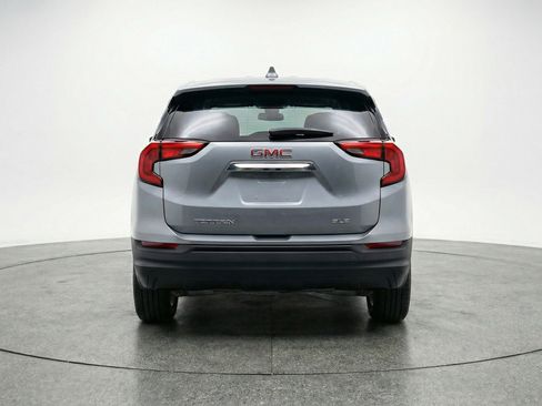 Used 2024 GMC Terrain SLE FWD image 7