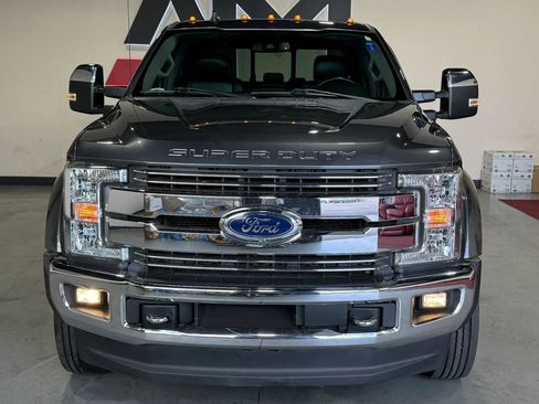 Used 2019 Ford F450 Lariat w/ Lariat Ultimate Package AWD/4WD image 4