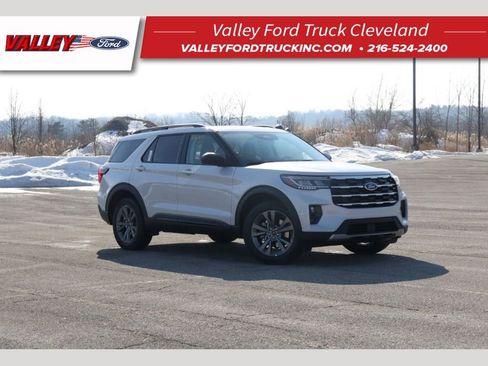 New 2026 Ford Explorer Active image 1