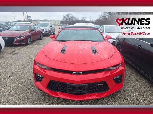 Used 2017 Chevrolet Camaro SS image 3