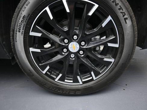 Used 2025 Chevrolet Traverse LT w/ Sun and Wheel Package FWD image 10