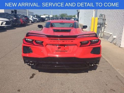 Used 2021 Chevrolet Corvette Stingray Preferred Conv w/ Z51 Performance Package RWD image 5