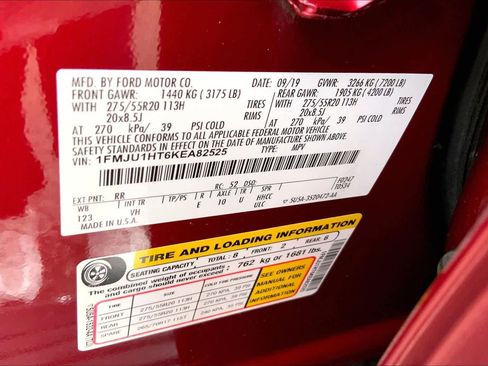 Used 2019 Ford Expedition XLT w/ Equipment Group 202A RWD image 32