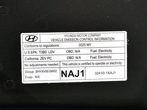 Used 2025 Hyundai Ioniq 5 SEL image 40