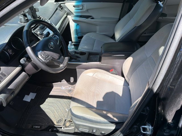 Used 2016 Toyota Camry SE FWD image 4