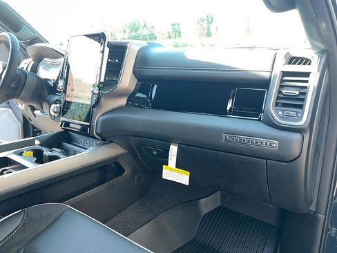 New 2026 RAM 1500 Laramie image 32
