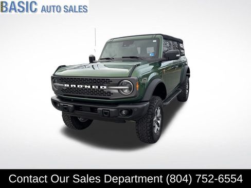 Used 2022 Ford Bronco Badlands image 1