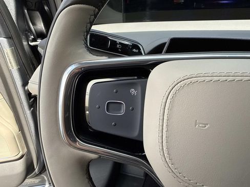 Certified 2024 Lincoln Nautilus Premier AWD/4WD image 30