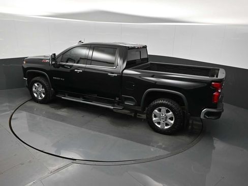 Used 2020 Chevrolet Silverado 2500 LTZ w/ LTZ Plus Package AWD/4WD image 15