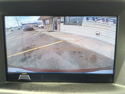 Used 2018 GMC Terrain SLT w/ Preferred Package image 27