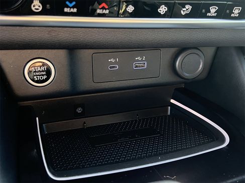 Certified 2023 Nissan Rogue Platinum w/ Platinum Premium Package image 16