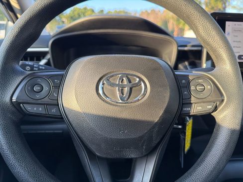 Used 2024 Toyota Corolla LE FWD image 10