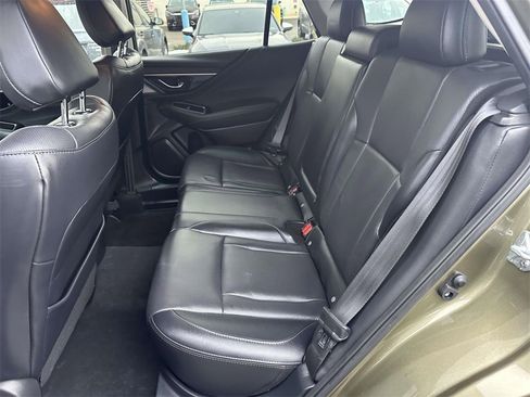 Used 2022 Subaru Outback Limited image 19