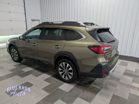 Used 2023 Subaru Outback Touring image 2