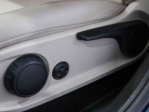 Used 2022 Mercedes-Benz GLB 250 image 21